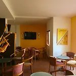 מלון Club House Cvl 4*