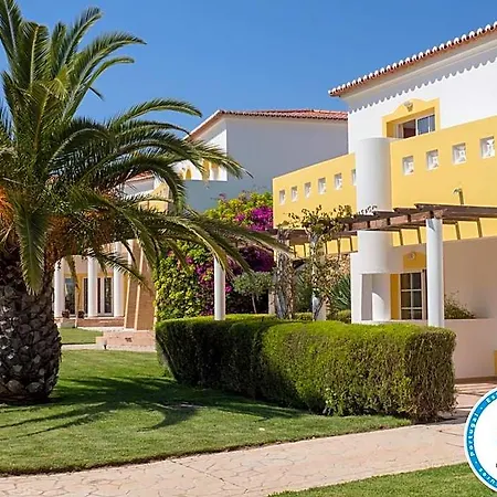 Club House Cvl Hotel 4*