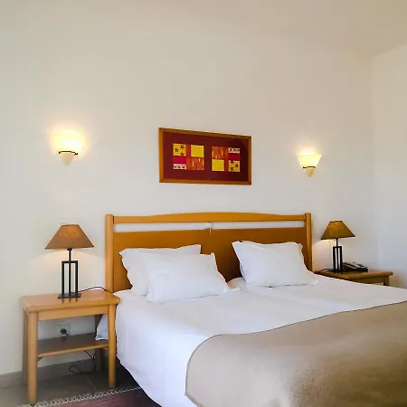 Club House Cvl 4* Luz