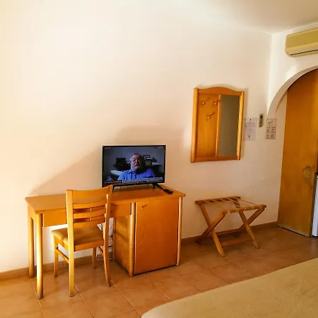 Hotel Club House Cvl 4*