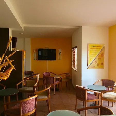 Hotel Club House Cvl 4*
