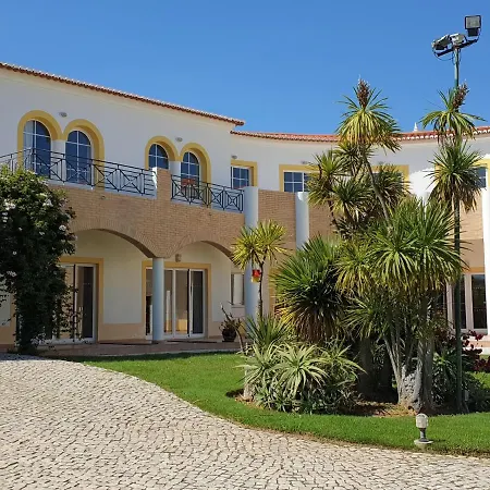 Club House Cvl 4*