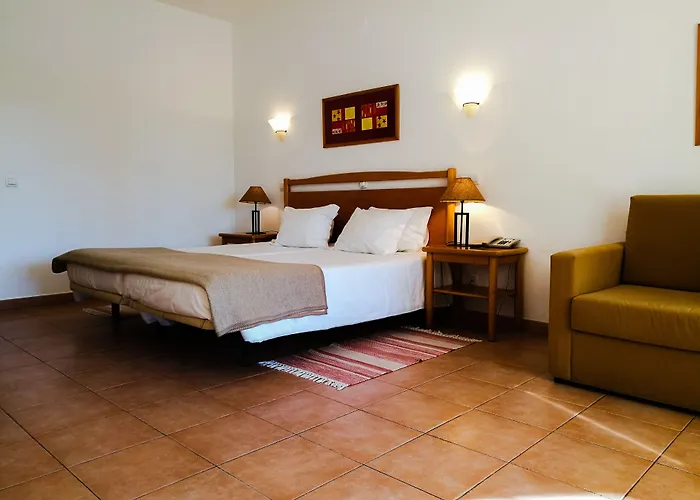 Club House Cvl Hotel 4*