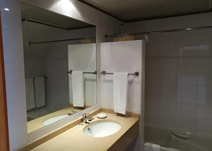 Club House Cvl מלון