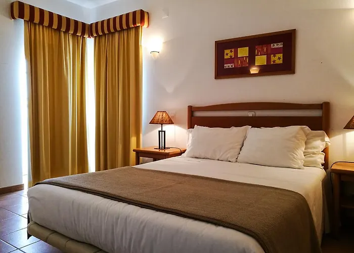 Club House Cvl 4*