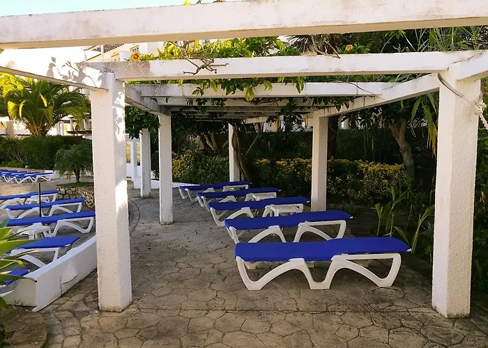 Club House Cvl 4*
