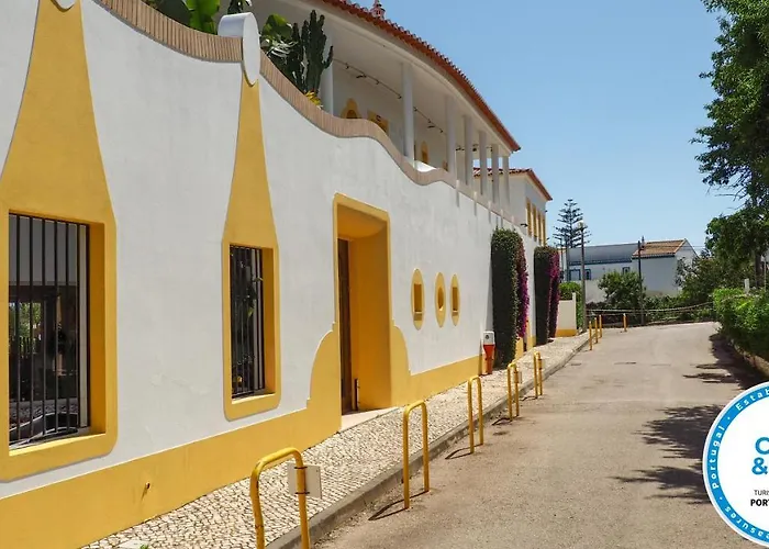 Club House Cvl מלון Senhora da Luz